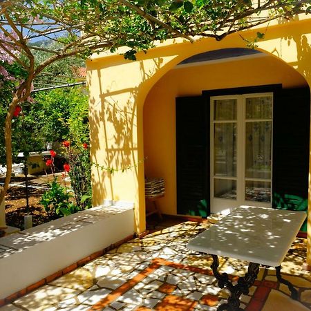 House With Garden Near The Sea Apartment Agia Efimia Exterior photo