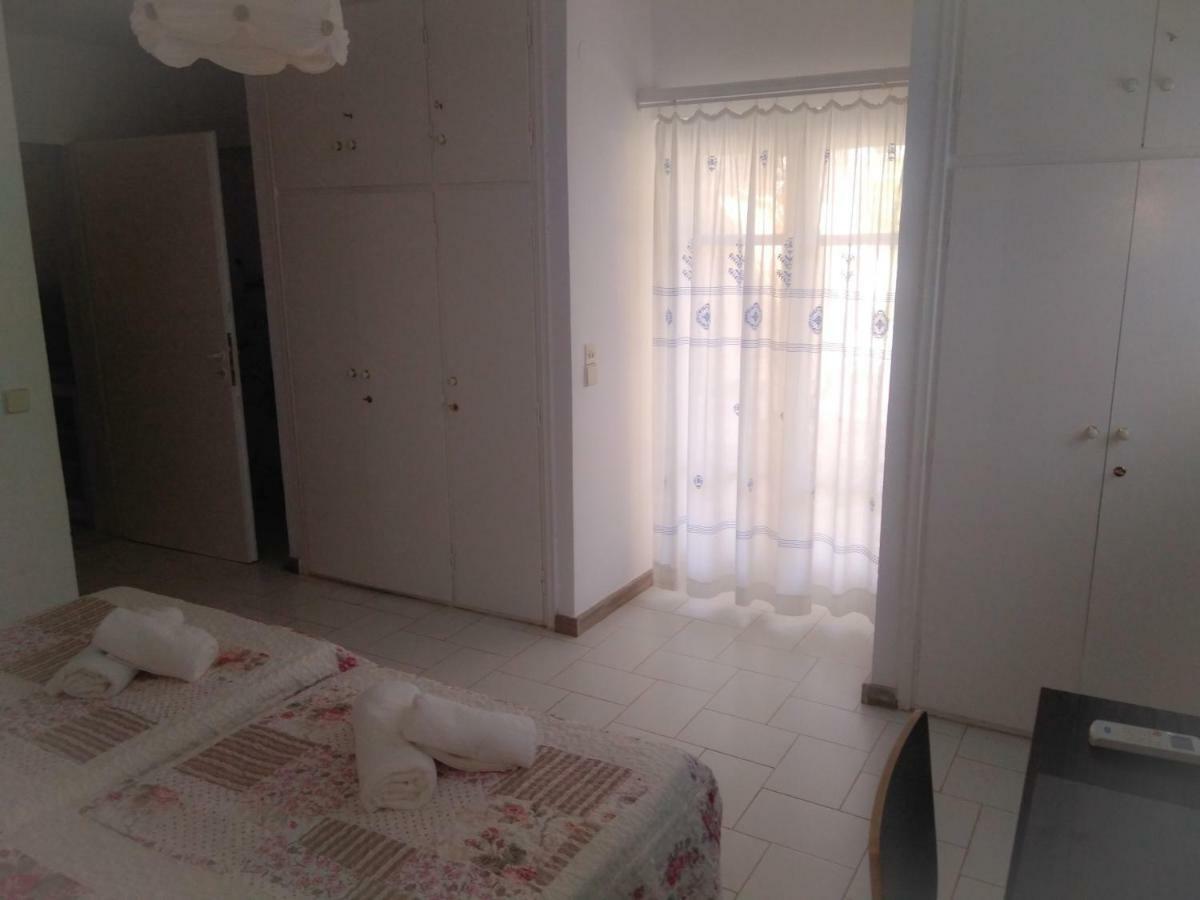 House With Garden Near The Sea Apartment Agia Efimia Exterior photo